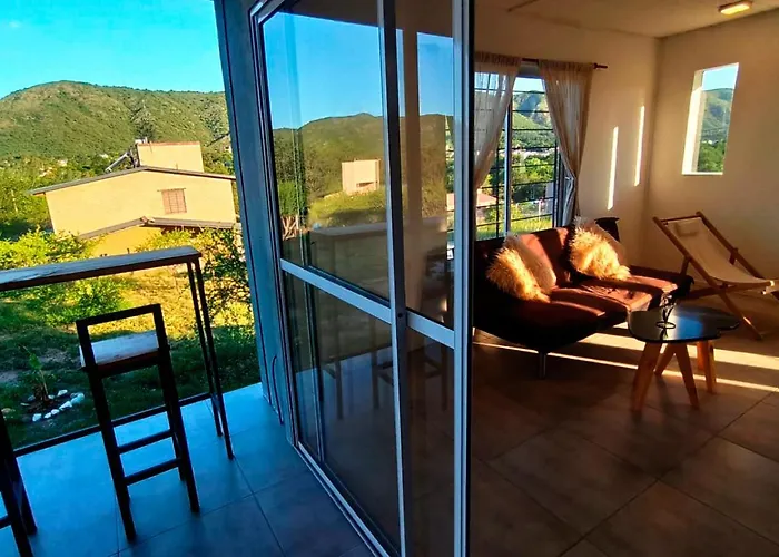 La Casita De Balcones